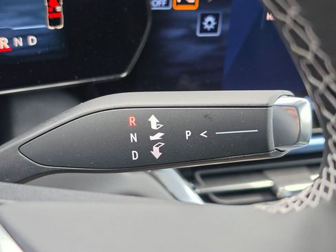 New 2026 Chevrolet Equinox EV LT AWD/4WD image 32