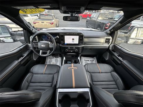 Used 2024 Ford F350 Platinum image 21