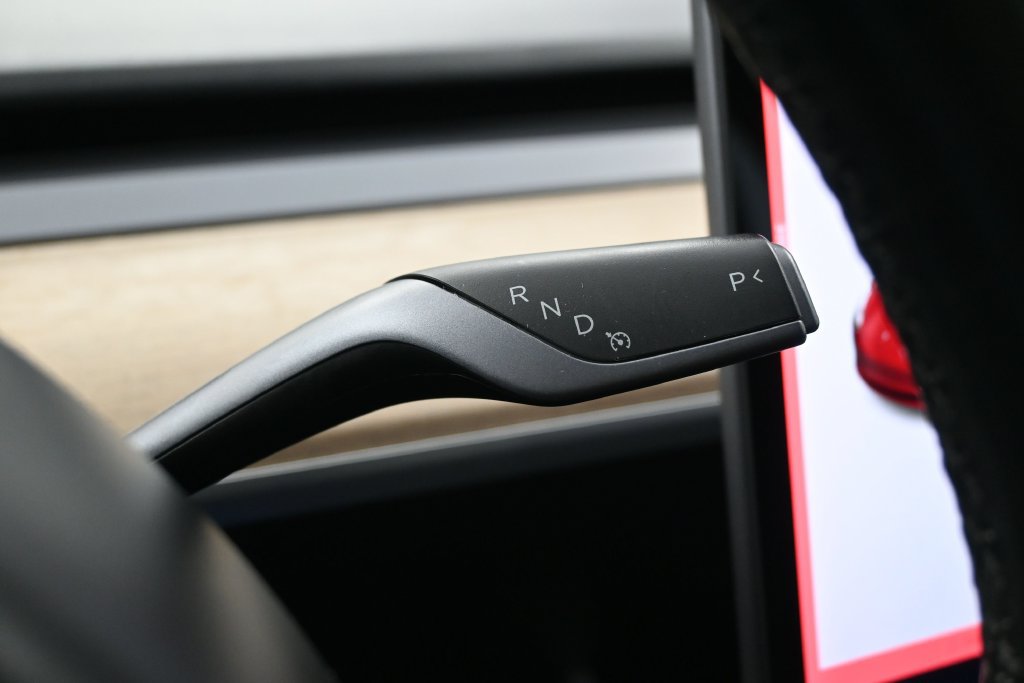 Used 2018 Tesla Model 3 Long Range RWD image 20