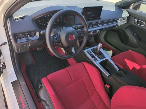 Used 2025 Honda Civic Type R image 17