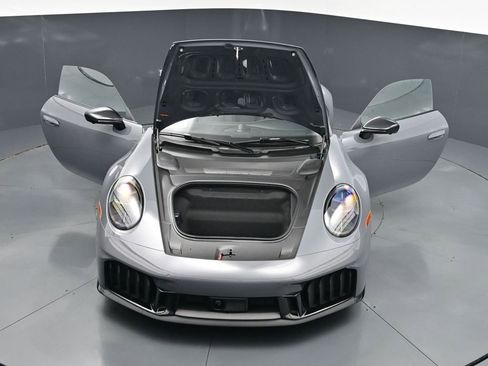 Certified 2026 Porsche 911 Carrera 4 GTS AWD/4WD image 28