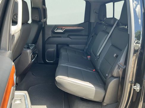 Used 2022 GMC Sierra 1500 Denali AWD/4WD image 19