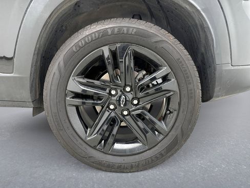 Used 2025 Chevrolet Trax ACTIV w/ Driver Confidence Package FWD image 12