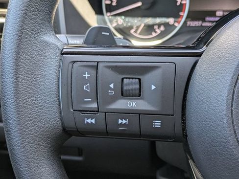 Used 2021 Nissan Rogue S FWD image 24