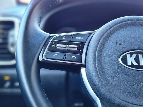 Used 2022 Kia Sportage EX image 25