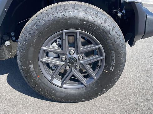 New 2026 Jeep Wrangler Sport AWD/4WD image 9