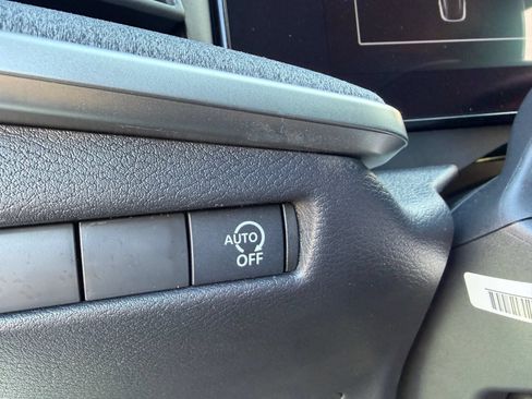 New 2026 Nissan Kicks SV FWD image 19