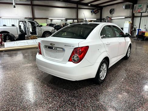 Used 2014 Chevrolet Sonic LT image 20