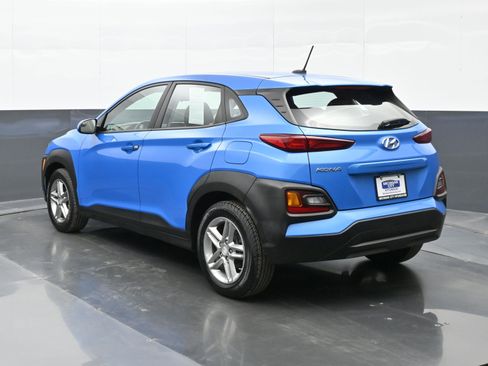 Used 2020 Hyundai Kona SE FWD image 2