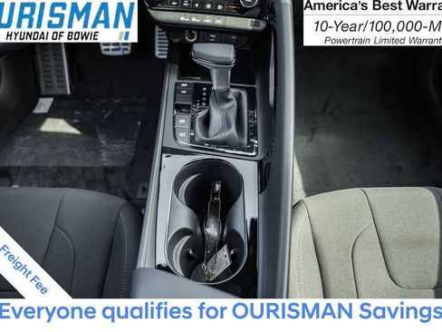 New 2025 Hyundai Elantra SEL image 17