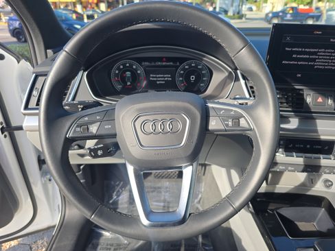 Used 2025 Audi Q5 2.0T Premium image 24