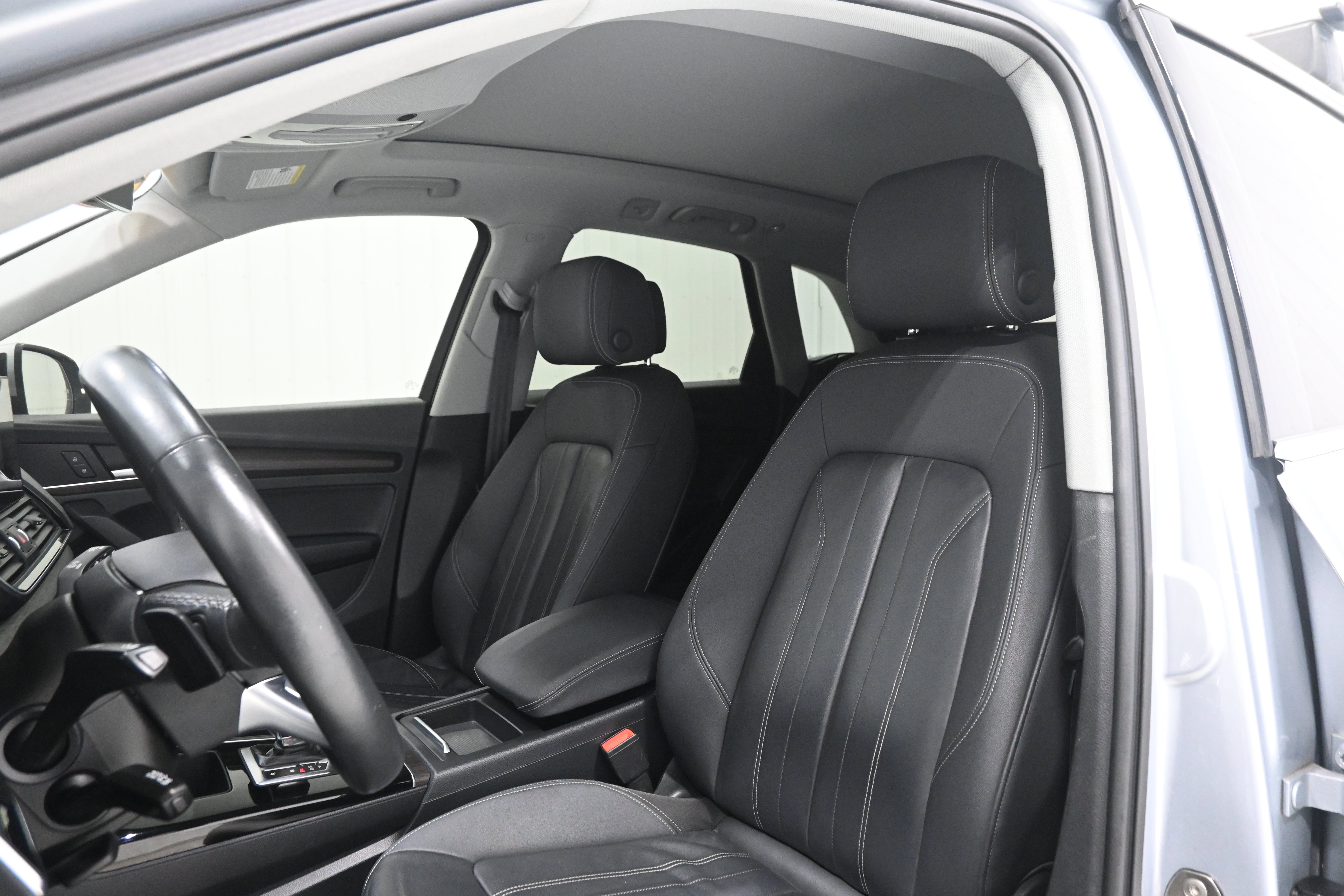 Used 2021 Audi Q5 2.0T Premium w/ Convenience Package AWD/4WD image 5