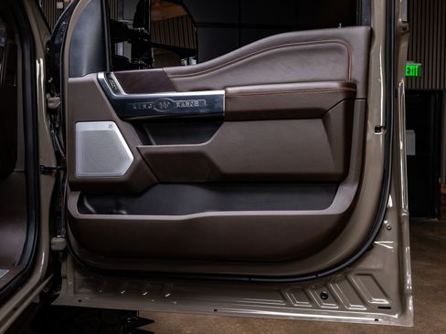 Used 2026 Ford F450 King Ranch w/ Chrome Package image 38