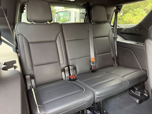 Used 2021 GMC Yukon Denali w/ Denali Ultimate Package AWD/4WD image 33