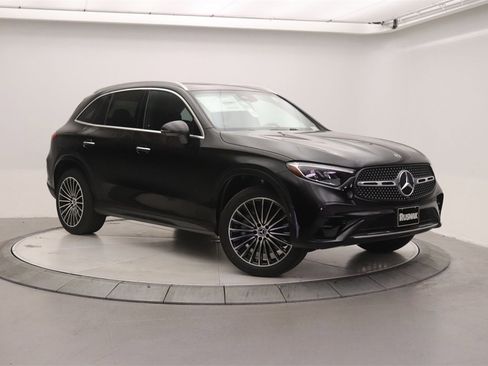New 2026 Mercedes-Benz GLC 300 image 16