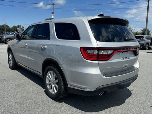 Used 2023 Dodge Durango AWD w/ Technology Group image 8