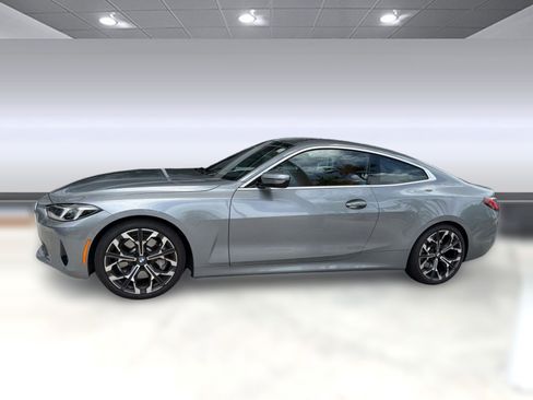 Used 2026 BMW 430i Coupe w/ Parking Assistance Package RWD image 2