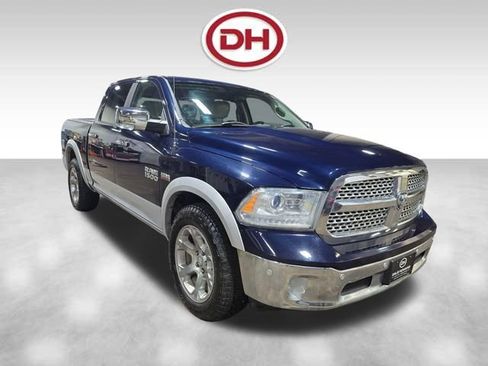 Used 2014 RAM 1500 Laramie w/ Convenience Group image 2