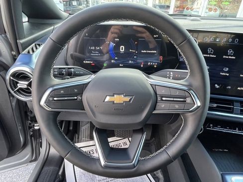 New 2026 Chevrolet Equinox EV LT w/ LPO, Tech Bronze Package image 20