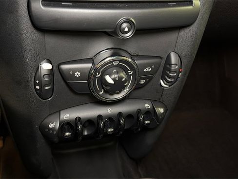 Used 2011 MINI Cooper Hardtop image 24