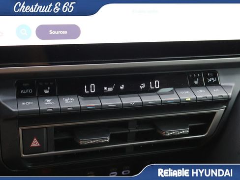 Used 2025 Toyota Camry XSE FWD image 36