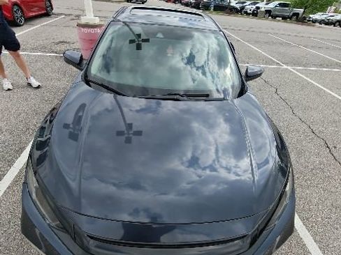 Used 2019 Honda Civic EX image 13