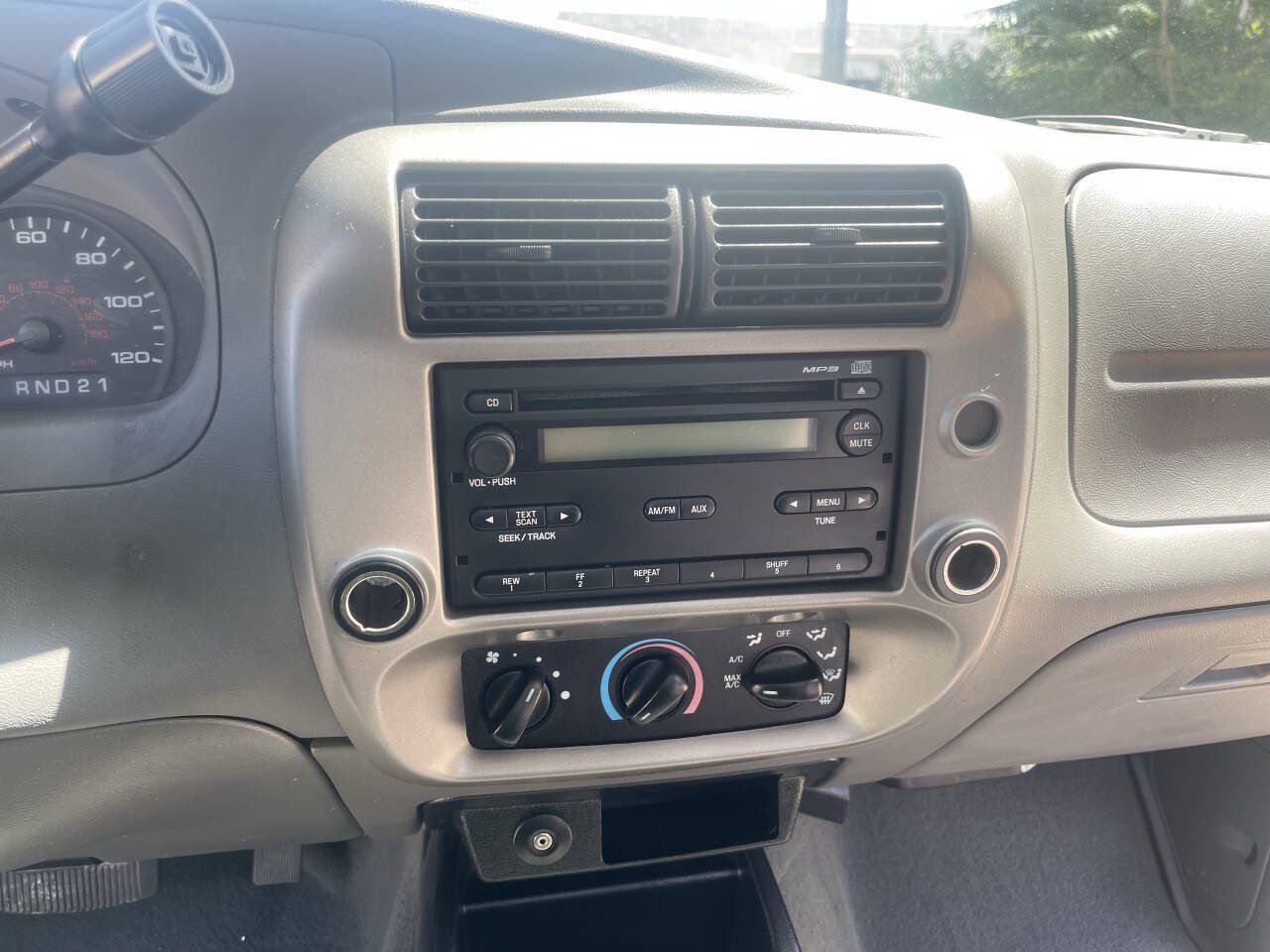 Used 2009 Ford Ranger XLT RWD image 18
