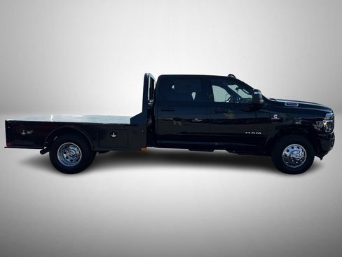 New 2026 RAM 3500 Big Horn w/ Laramie Trim Package AWD/4WD image 6