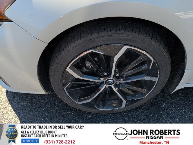Used 2024 Nissan Altima 2.5 SR w/ SR Premium Package FWD image 4