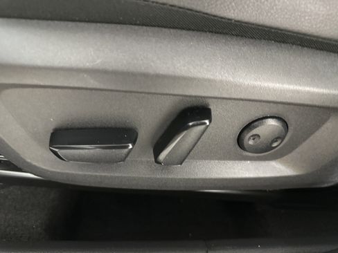 Used 2021 Nissan Rogue SL image 10