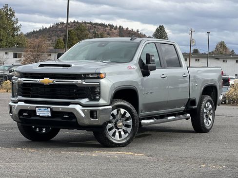 New 2026 Chevrolet Silverado 2500 LT image 1