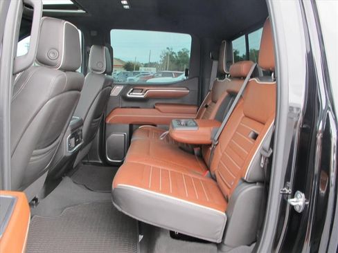 Used 2024 GMC Sierra 1500 Denali Ultimate AWD/4WD image 24