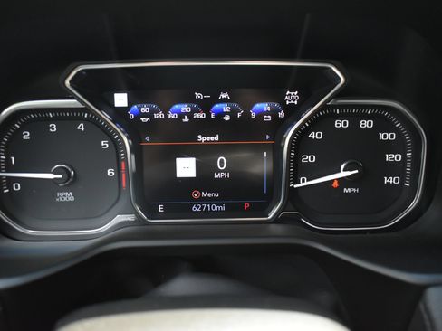 Used 2021 GMC Yukon XL Denali AWD/4WD image 32