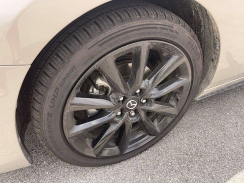 Used 2024 MAZDA MAZDA3 s FWD image 2