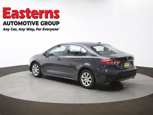 Used 2025 Toyota Corolla LE image 62