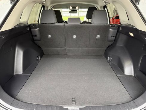 Used 2022 Toyota RAV4 LE w/ Carpet Mat Package (TMS) FWD image 25