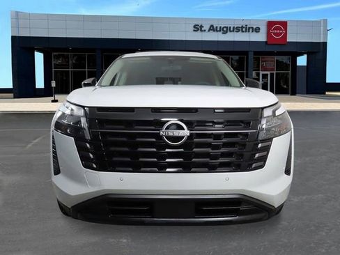 New 2026 Nissan Pathfinder SV image 8