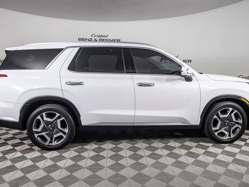 Used 2025 Hyundai Palisade Limited FWD image 4