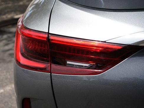 Used 2019 INFINITI QX50 Luxe w/ Protection Package AWD/4WD image 9