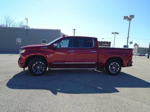 Certified 2024 Chevrolet Silverado 1500 High Country w/ Technology Package AWD/4WD image 4