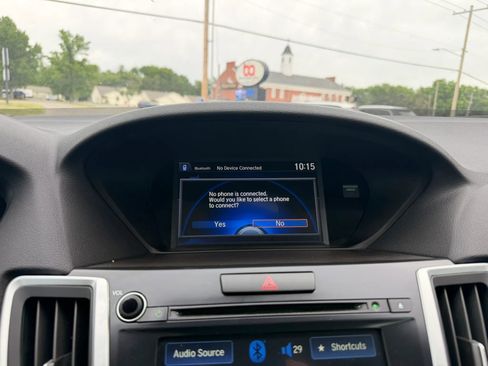 Used 2017 Acura TLX V6 FWD image 18