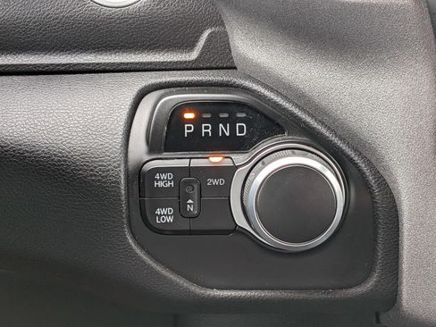 Used 2024 RAM 2500 Tradesman w/ Chrome Appearance Group image 26