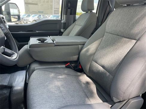 New 2026 Ford F350 XL w/ XL Chrome Package image 20