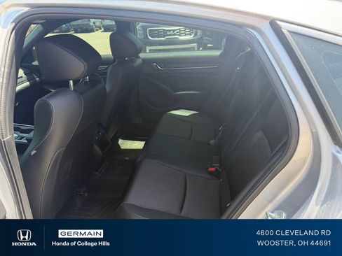 Used 2022 Honda Accord Sport image 9