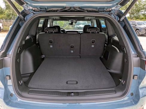 New 2026 Jeep Grand Cherokee Limited w/ Limited Altitude Package RWD image 12