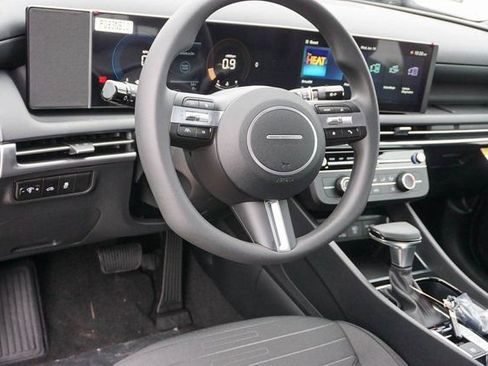 New 2026 Hyundai Santa Cruz SE FWD image 9