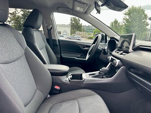 Certified 2024 Toyota RAV4 XLE FWD image 16