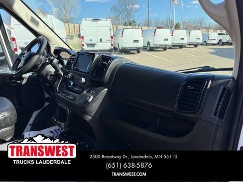 Used 2023 RAM ProMaster 2500 FWD image 6