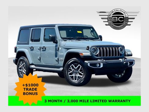 Used 2024 Jeep Wrangler Unlimited Sahara AWD/4WD image 1