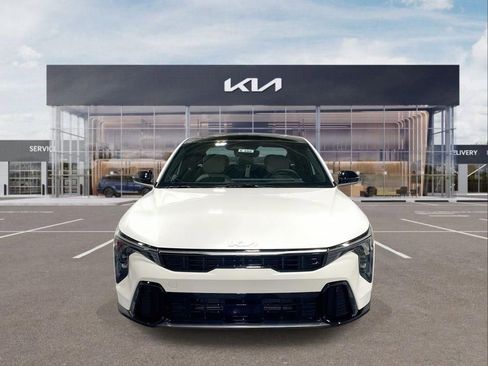 New 2026 Kia K4 GT-Line image 3